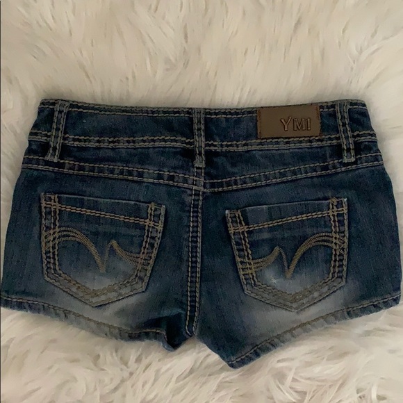 Shorts - Picture 2 of 2